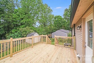 5001 Forest Mountain Ct, Unit 310 in Charlotte, NC - Building Photo - Building Photo