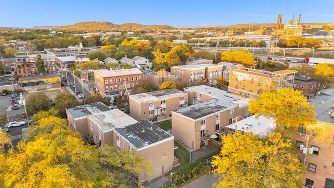 120 Wooster St in New Haven, CT - Building Photo - Building Photo