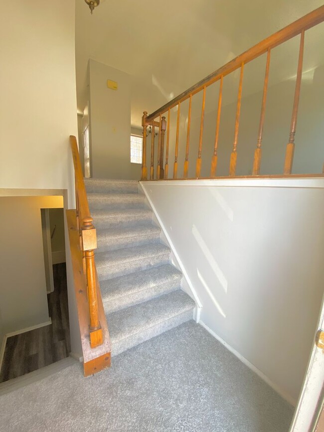 2421 Camellia Dr in Durham, NC - Building Photo - Building Photo