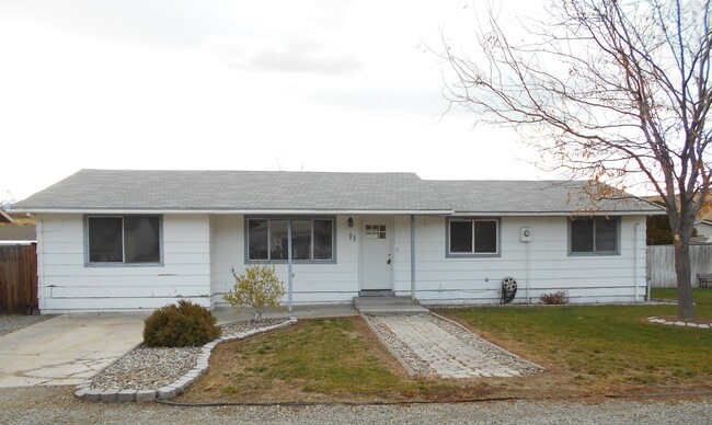 property at 11 Jefferson Ave