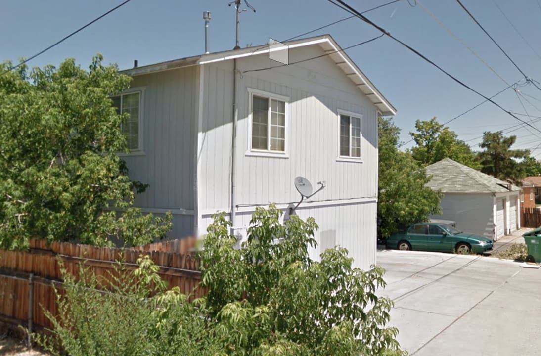 560 Claremont St in Reno, NV - Building Photo