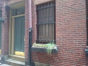 1 Champney Pl-Unit -N/A in Boston, MA - Building Photo - Building Photo