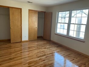 555 Livingston St in Elizabeth, NJ - Building Photo - Building Photo