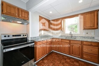 1008 Hancock Ave in Vandergrift, PA - Building Photo - Building Photo