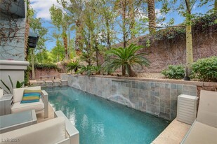 1540 Foothills Village Dr