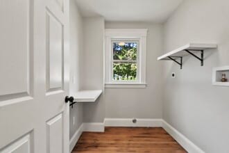 61 Verchild St, Unit 1 in Quincy, MA - Foto de edificio - Building Photo