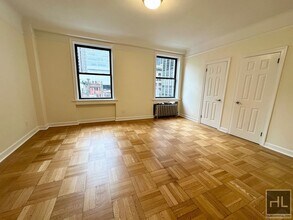 West 55th Street in New York, NY - Building Photo - Building Photo