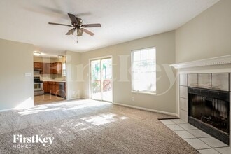 3922 Gray Arbor Dr in Indianapolis, IN - Building Photo - Building Photo