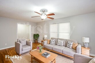 4020 Matthews-Mint Hill Rd in Matthews, NC - Building Photo - Building Photo