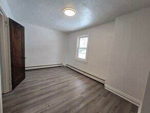 6523 Stanton Ave-Unit -6523-2 in Pittsburgh, PA - Building Photo - Building Photo