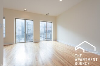 2510 N Willetts Ct, Unit 2C in Chicago, IL - Building Photo - Building Photo