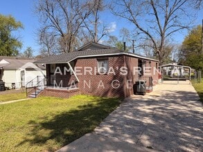 2412 Lawn Ave SW in Birmingham, AL - Building Photo - Building Photo