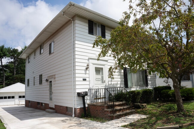 property at 11021 Lincoln Ave