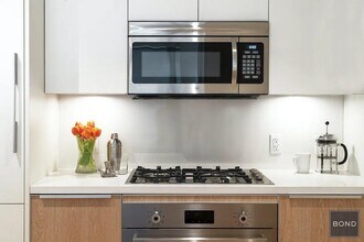 19 Dutch St in New York, NY - Building Photo - Building Photo