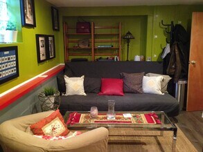3804 Woodlea Ave, Unit Independent Studio in Baltimore, MD - Building Photo - Building Photo