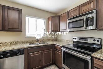 2324 Yule Tree Dr in Edgewater, FL - Building Photo - Building Photo
