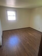 5820 S Indiana Ave in Cudahy, WI - Building Photo - Building Photo