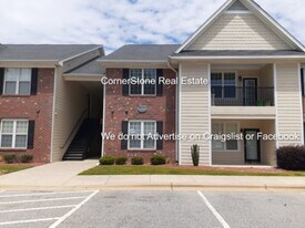 4040 Bardstown Ct in Fayetteville, NC - Building Photo