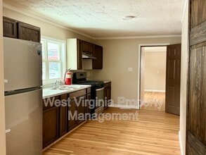 172 Sullivan Rd in Beaver, WV - Building Photo - Building Photo