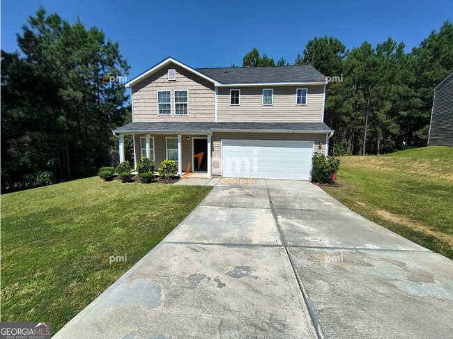 property at 1552 Austin Dr