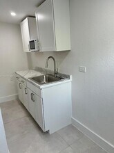 9830 SW 12th Terrace, Unit 2 in Miami, FL - Building Photo - Building Photo