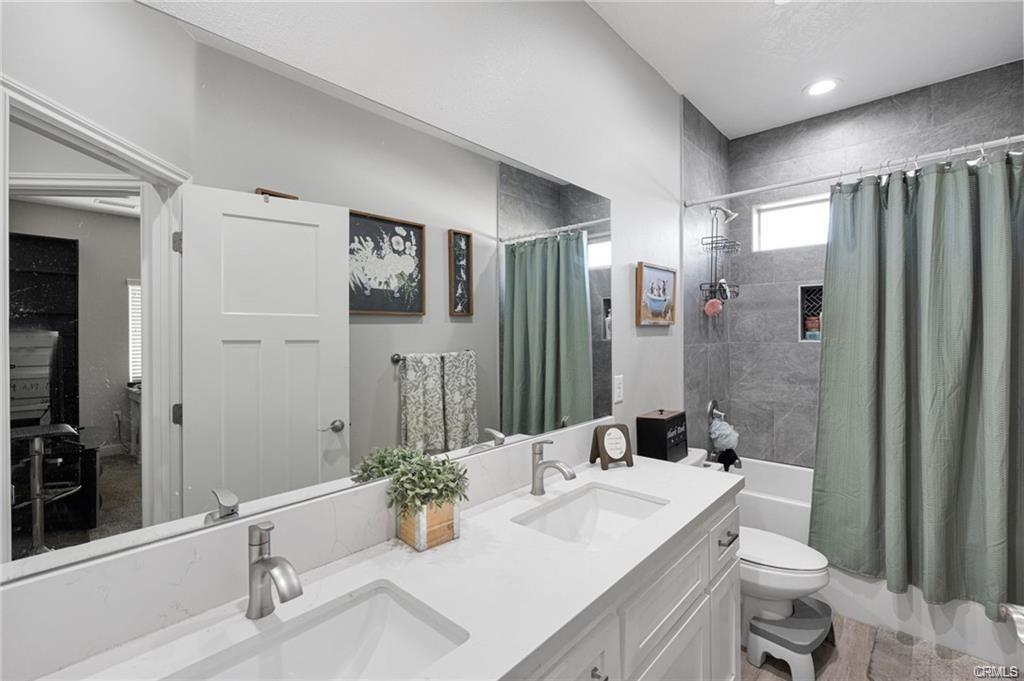 18950 Pachappa Rd in Apple Valley, CA - Building Photo