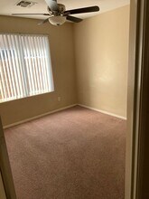 6610 W Hughes Dr in Phoenix, AZ - Building Photo - Building Photo