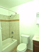 2504 E Mobile Ln in Phoenix, AZ - Building Photo - Building Photo