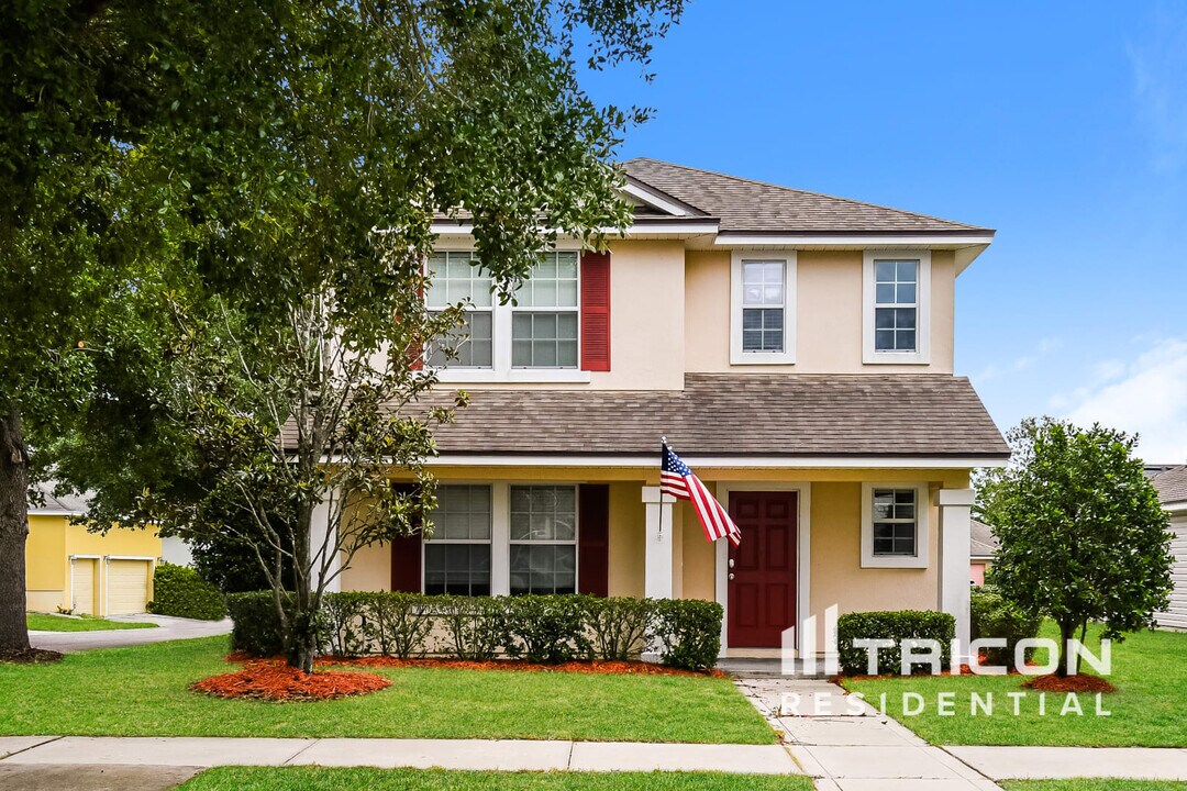 627 Welcome Home Dr in Middleburg, FL - Building Photo