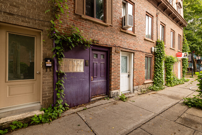 1891-1899 Plessis Rue in Montréal, QC - Building Photo - Building Photo