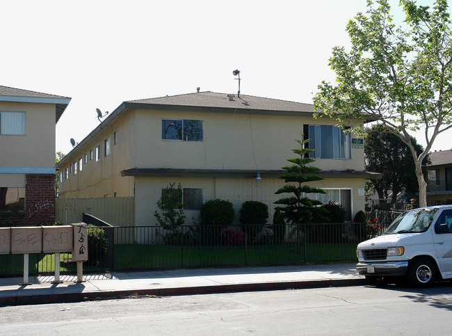 817 S Townsend St in Santa Ana, CA - Foto de edificio - Building Photo