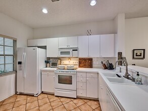 5121 Sabal Gardens Ln in Boca Raton, FL - Building Photo - Building Photo