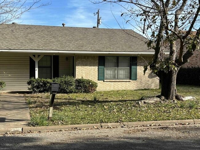 property at 2911 Melmar Park St