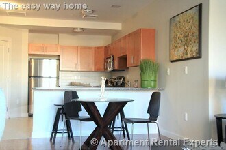 632 Massachusetts Ave, Unit #204 in Cambridge, MA - Foto de edificio - Building Photo