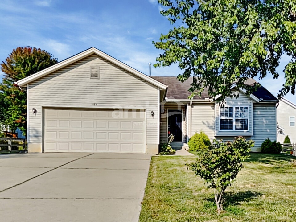 1169 Poplar Hill Dr in Lebanon, OH - Building Photo