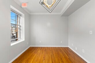 498 Ocean Ave in Jersey City, NJ - Foto de edificio - Building Photo