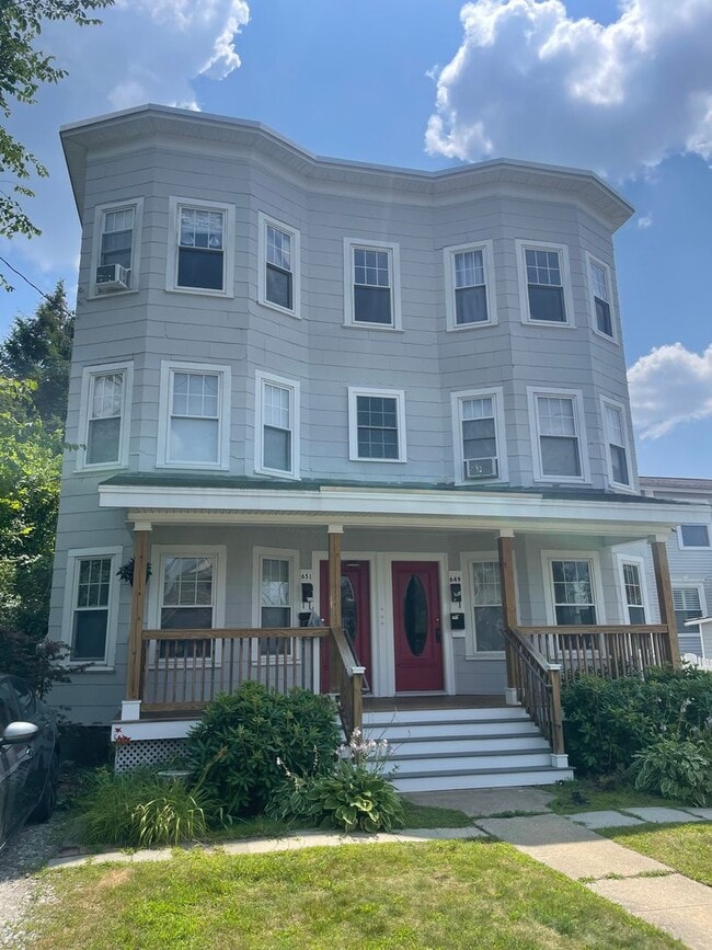 property at 649-651 Lake Ave