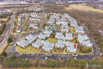 405 Plymouth Rd in North Brunswick, NJ - Building Photo - Building Photo