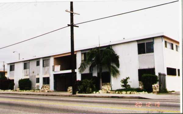 642 N. Wilmington Blvd. in Wilmington, CA - Building Photo - Building Photo