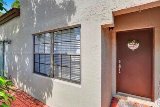 10540 SW 154th Ct in Miami, FL - Building Photo - Building Photo