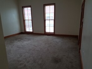 844 Main St, Unit E in Lafayette, IN - Foto de edificio - Building Photo