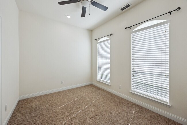 2909 Dockside in Little Elm, TX - Building Photo - Building Photo