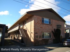 Bal-Crest Apartments in Seattle, WA - Building Photo - Building Photo