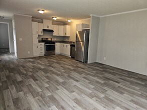 855 W Jefferson St in Grand Ledge, MI - Building Photo - Building Photo