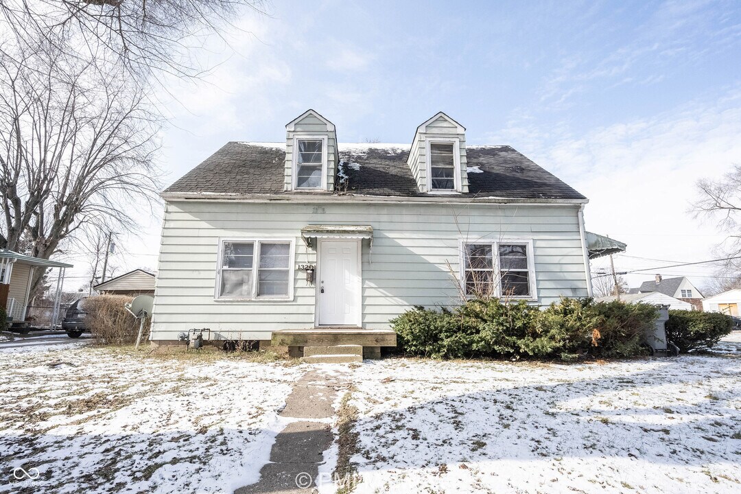 1320 N Alton Ave in Indianapolis, IN - Building Photo