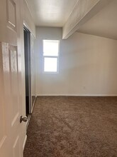 4440-4444 Glacier Ave in San Diego, CA - Building Photo - Building Photo