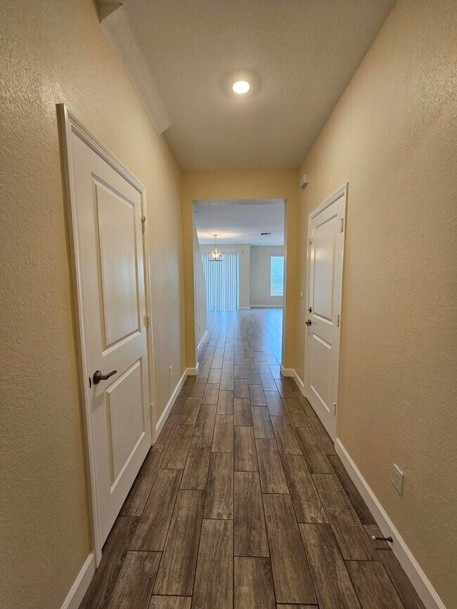 6951 Harbours Edge Ave in Greenacres, FL - Building Photo - Building Photo