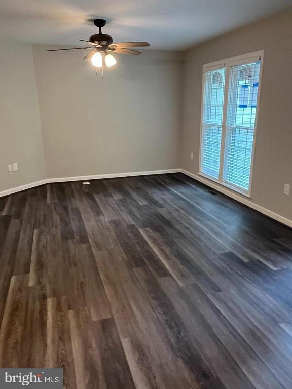355 Crescendo Way in Silver Spring, MD - Building Photo - Building Photo