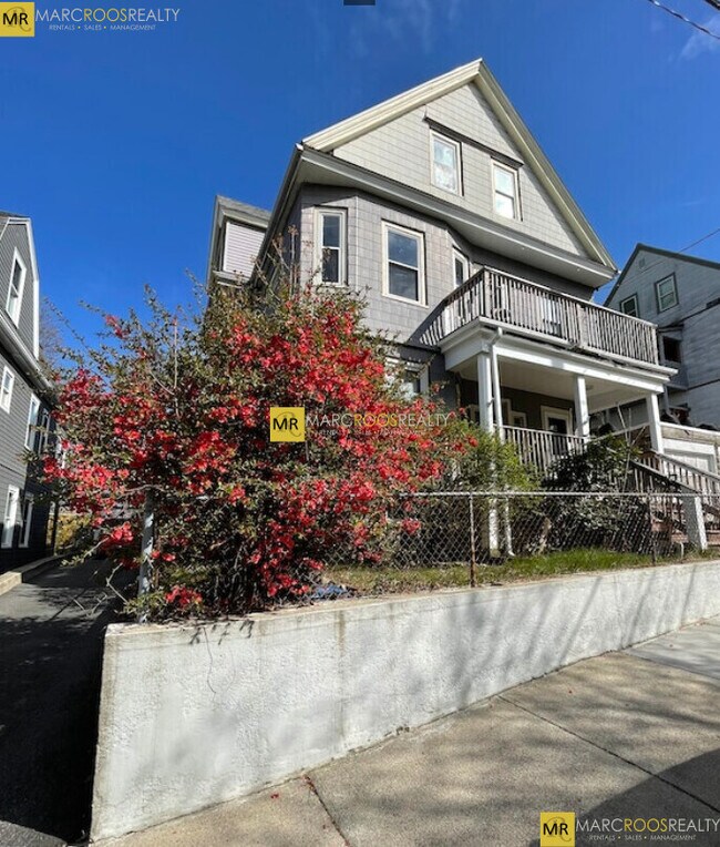 property at 14 Dow St