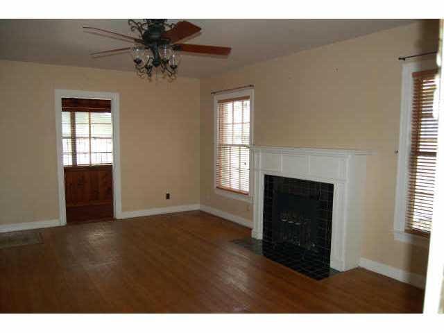 1308 Crestwood Rd in Austin, TX - Building Photo - Building Photo